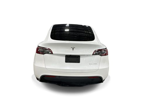Certified 2023 Tesla Model Y Long Range AWD/4WD image 5
