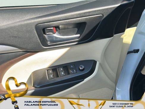 Used 2019 Toyota Highlander XLE image 13