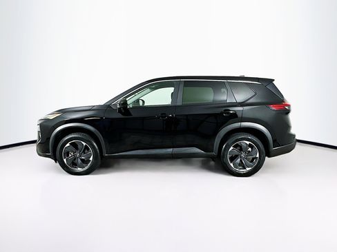 Used 2024 Nissan Rogue SV image 4