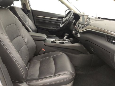 Used 2019 Nissan Altima 2.5 SL FWD image 21