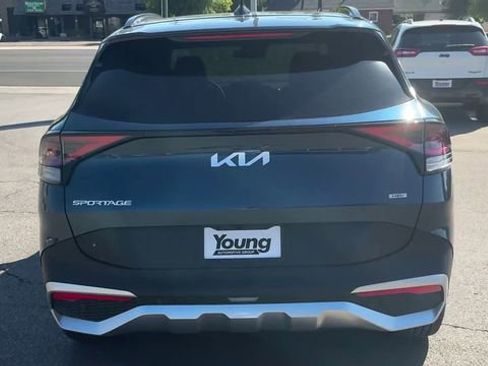 Certified 2025 Kia Sportage EX w/ EX Premium Package AWD/4WD image 5