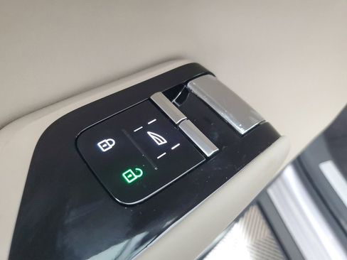 New 2026 Volvo EX90 Plus RWD image 20