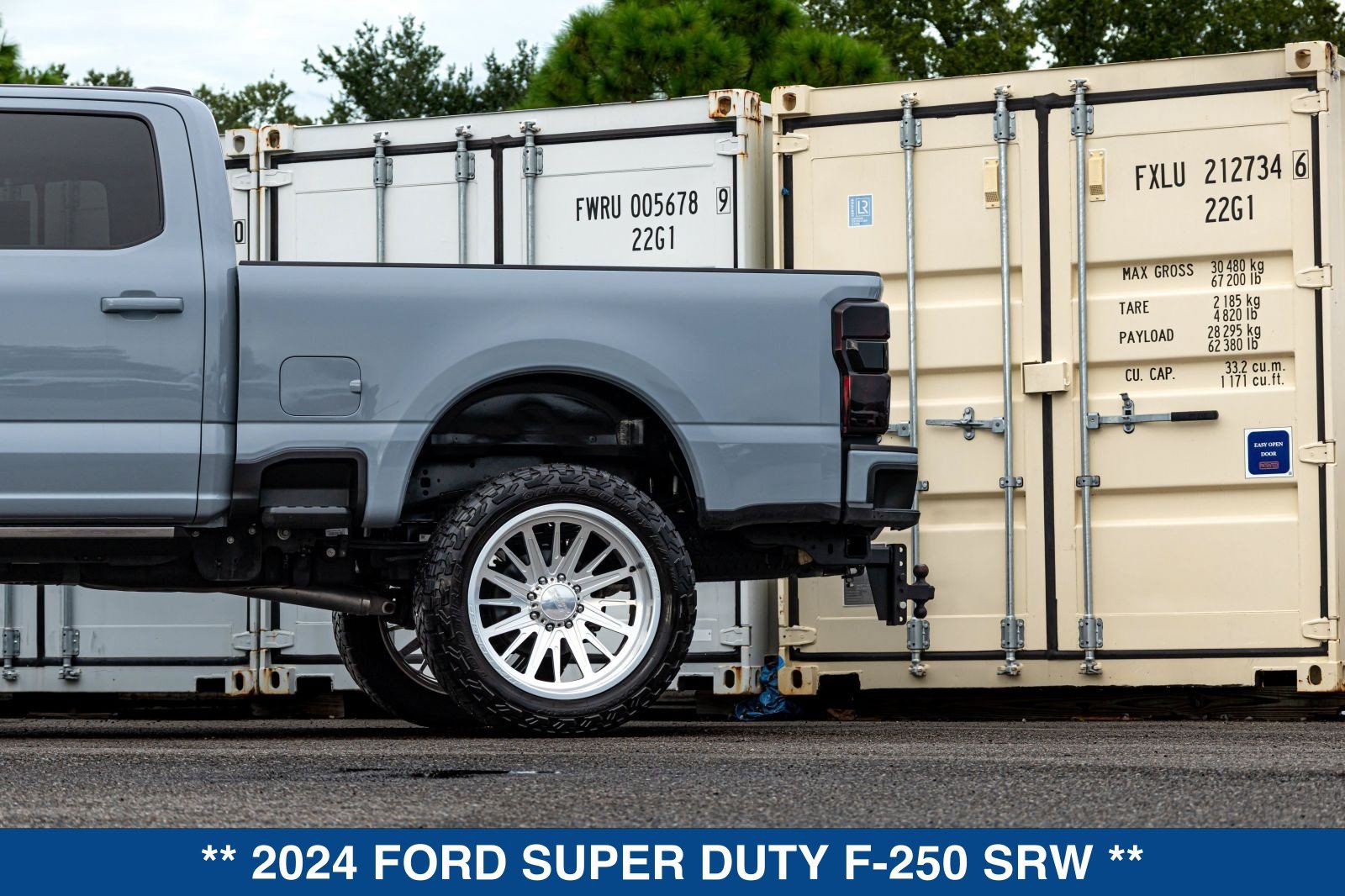 Used 2024 Ford F250 Lariat w/ Lariat Ultimate Package AWD/4WD image 35
