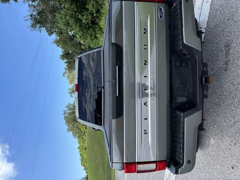 Used 2020 Ford F250 Platinum w/ FX4 Off-Road Package AWD/4WD image 7