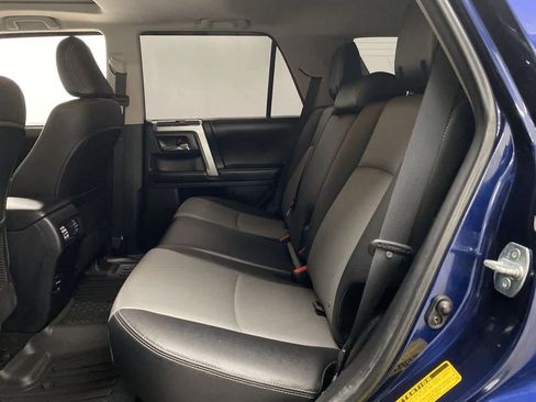 Used 2016 Toyota 4Runner SR5 Premium image 15