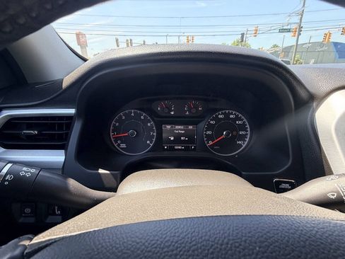 Used 2017 GMC Acadia SLE FWD image 7