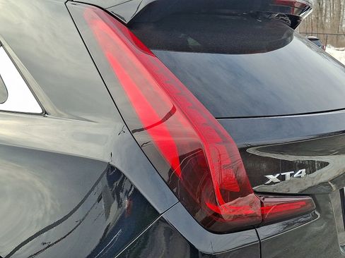 Certified 2023 Cadillac XT4 Luxury w/ Cold Weather Package image 11