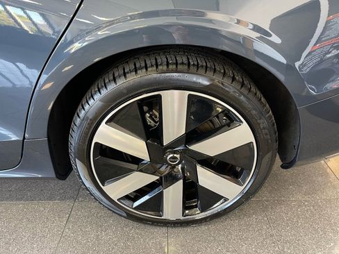 Used 2025 Volvo S60 T8 Ultra w/ Climate Package image 23