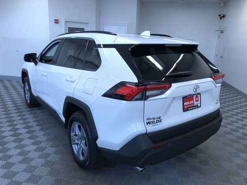 Used 2025 Toyota RAV4 LE AWD/4WD image 13