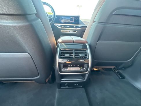 Used 2024 BMW X5 M60i AWD/4WD image 18