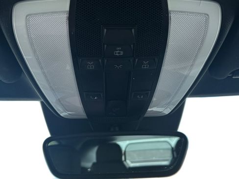 Used 2014 Mercedes-Benz E 350 Cabriolet image 50