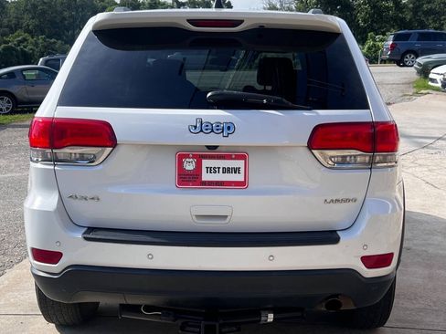 Used 2018 Jeep Grand Cherokee Laredo AWD/4WD image 5