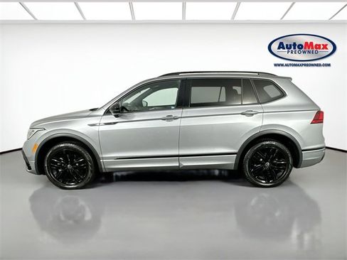 Used 2022 Volkswagen Tiguan SE R-Line image 9