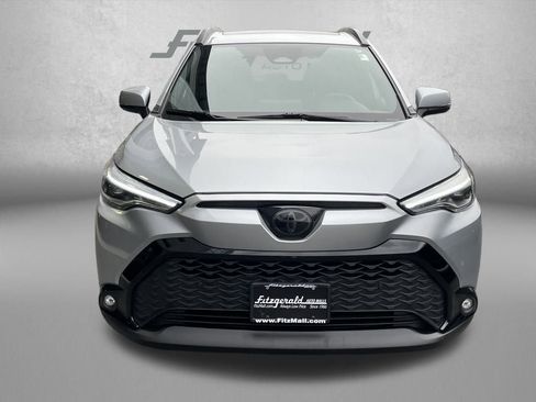 Used 2023 Toyota Corolla Cross XSE image 5
