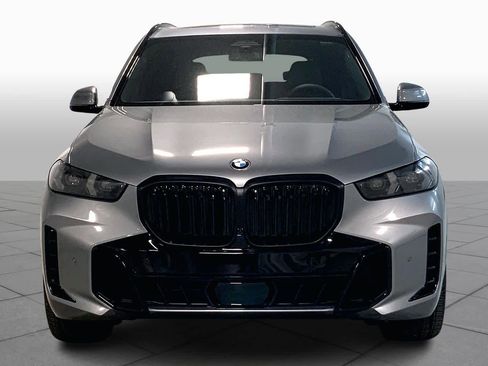 New 2026 BMW X5 xDrive40i w/ Executive Package image 3