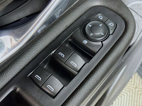 Used 2020 GMC Terrain SLT w/ Preferred Package AWD/4WD image 18