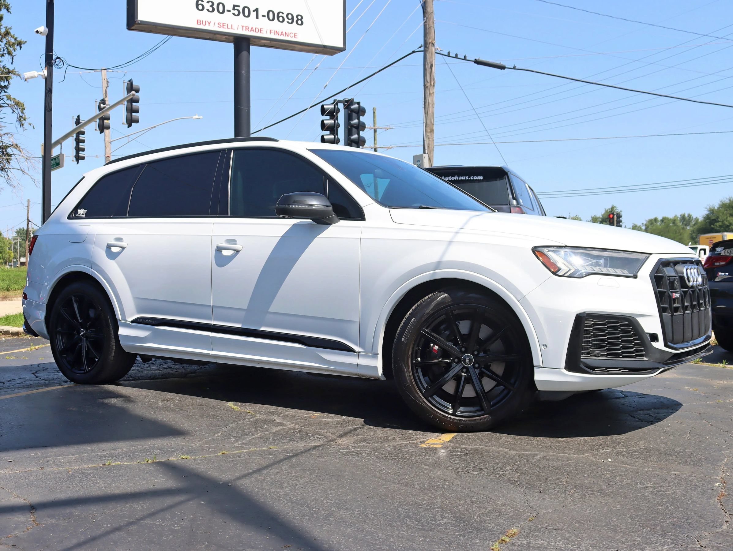 Used 2021 Audi SQ7 Prestige w/ Prestige Package AWD/4WD image 2