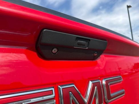 Used 2021 GMC Sierra 1500 Elevation w/ Preferred Package AWD/4WD image 6