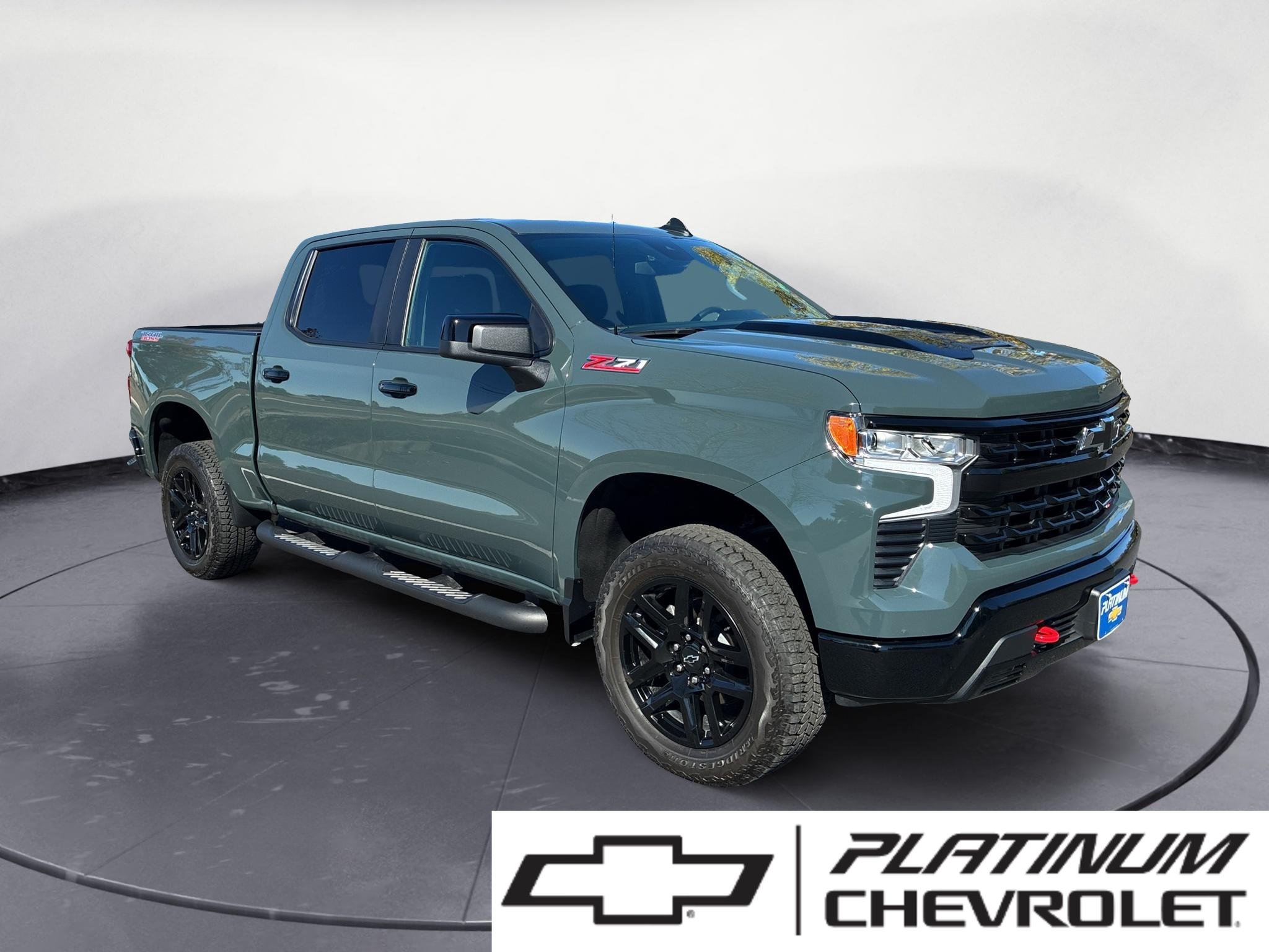 Used 2026 Chevrolet Silverado 1500 LT Trail Boss w/ Protection Package AWD/4WD image 1