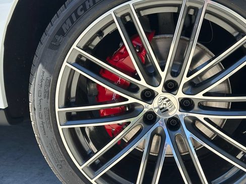 Used 2026 Porsche Macan S AWD/4WD image 16