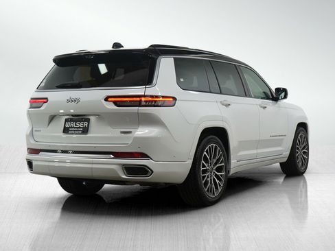 Used 2024 Jeep Grand Cherokee L Summit image 5