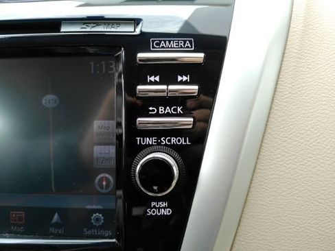 Used 2018 Nissan Murano SL w/ Moonroof Package AWD/4WD image 45