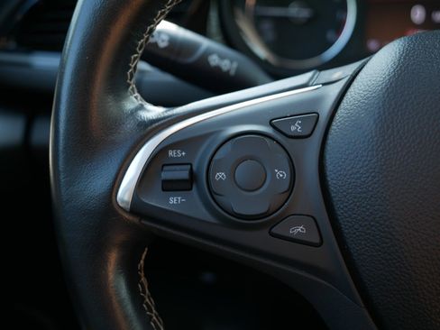 Used 2018 Buick Regal Preferred w/ Sights and Sounds Package image 18