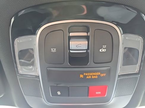 Used 2023 Hyundai Santa Cruz SEL Premium w/ Launch Package image 19