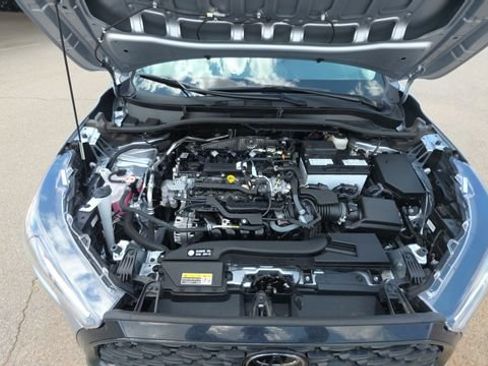 Used 2023 Toyota Corolla Cross LE FWD image 31