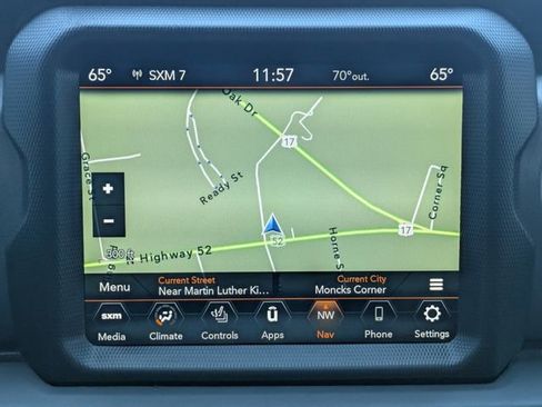 Used 2022 Jeep Gladiator Mojave w/ Cold Weather Group AWD/4WD image 21