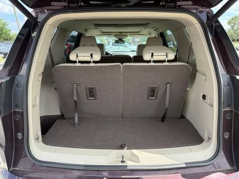 Used 2017 GMC Acadia Denali w/ Technology Package AWD/4WD image 13