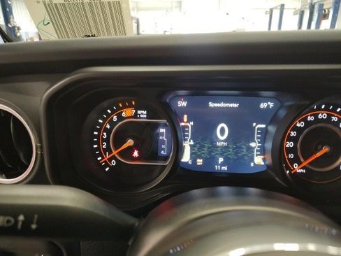 New 2025 Jeep Wrangler Sahara image 13