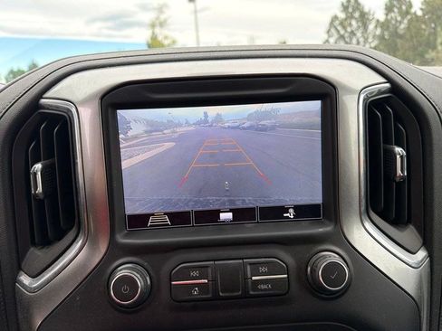 Used 2020 Chevrolet Silverado 1500 LT Trail Boss AWD/4WD image 15