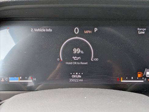 Used 2024 Jeep Grand Cherokee L Laredo AWD/4WD image 17