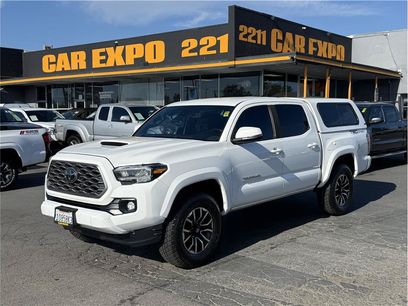 Used 2022 Toyota Tacoma TRD Sport w/ Technology Package