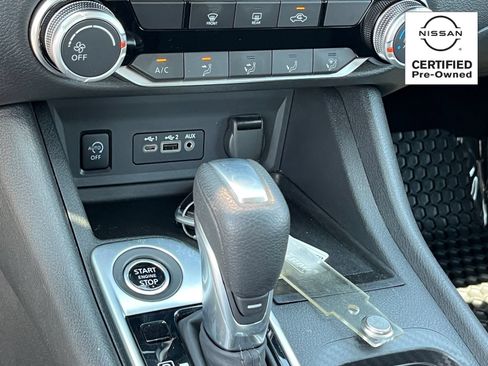 Certified 2025 Nissan Sentra SV FWD image 26
