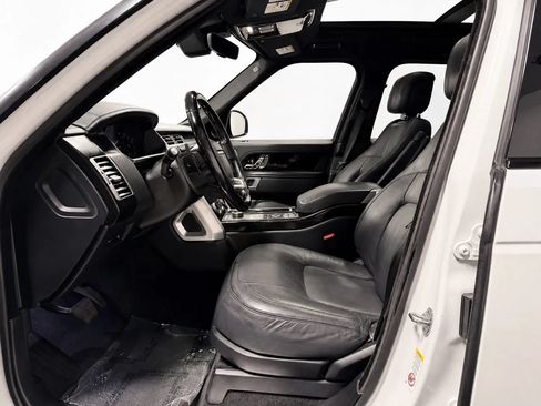 Used 2018 Land Rover Range Rover HSE AWD/4WD image 11