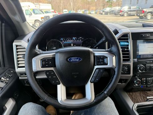 Used 2017 Ford F350 Lariat w/ Lariat Ultimate Package image 25