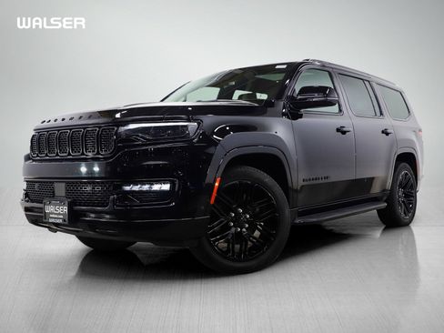 Used 2024 Jeep Wagoneer Series II image 1