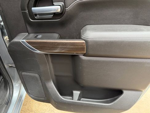 Used 2021 Chevrolet Silverado 1500 LT Trail Boss w/ Convenience Package II image 36