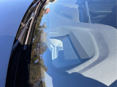 Used 2020 BMW M550i xDrive w/ Executive Package image 19