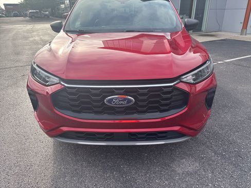 Used 2024 Ford Escape ST-Line image 15