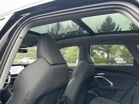 Certified 2025 Audi Q5 Premium Plus w/ Premium Plus AWD/4WD image 18