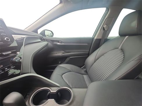 Certified 2024 Toyota Camry SE image 11