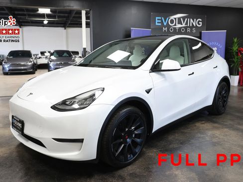 Used 2021 Tesla Model Y Long Range AWD/4WD image 1