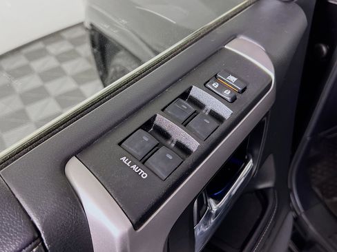 Certified 2024 Toyota 4Runner Limited AWD/4WD image 19