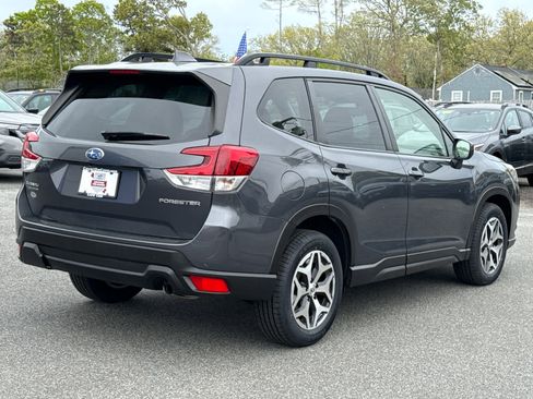 Certified 2023 Subaru Forester Premium AWD/4WD image 7