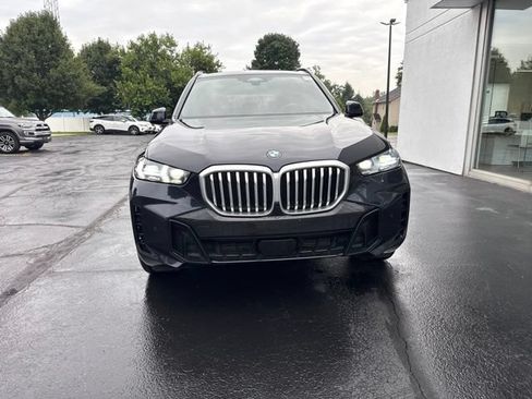 Used 2025 BMW X5 xDrive40i w/ M Sport Package AWD/4WD image 2