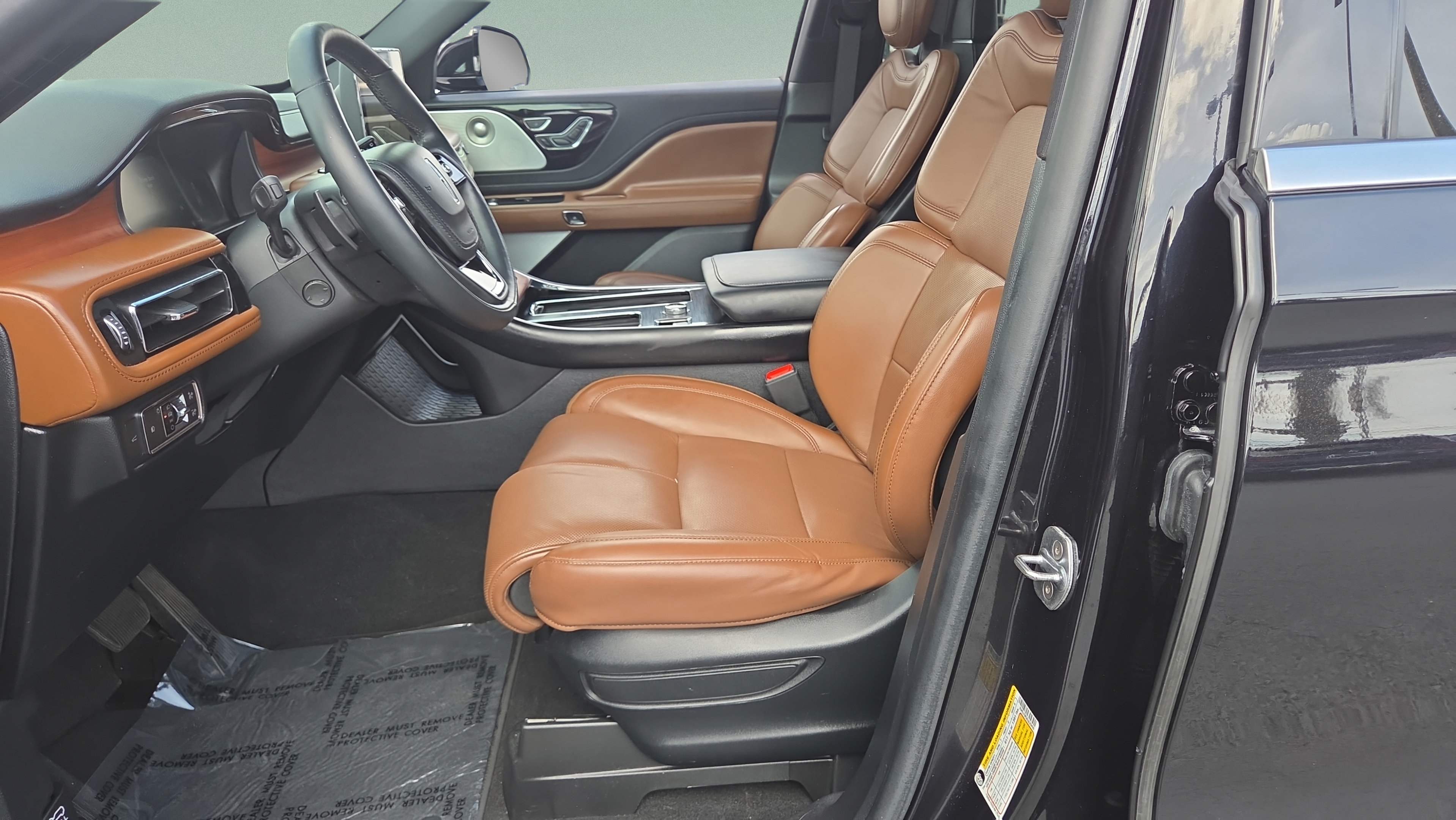 Used 2020 Lincoln Aviator Reserve w/ Equipment Group 201A RWD image 9