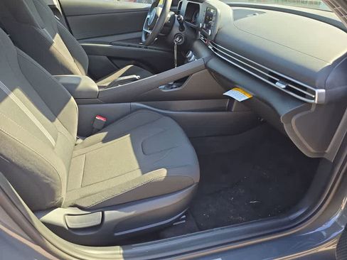 New 2026 Hyundai Elantra SE w/ Cargo Package FWD image 23